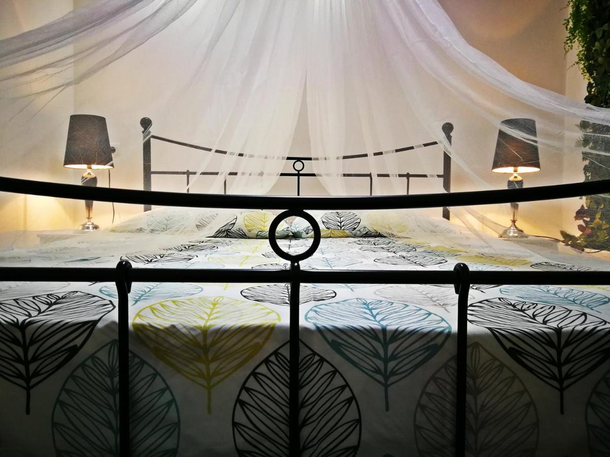 Paradise Jacuzzi & Sauna Ika Exteriör bild